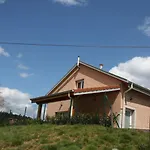Pour 4 Avec Terrasse Couverte, Parking Prive Et Animaux Acceptes - Fr-1-589-367 Holiday home