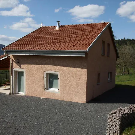 Hébergement de vacances Combrimont, 3 Pièces, 4 Personnes - Fr-1-589-367 *
