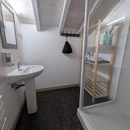 Holiday home Pour 4 Avec Terrasse Couverte, Parking Prive Et Animaux Acceptes - Fr-1-589-367